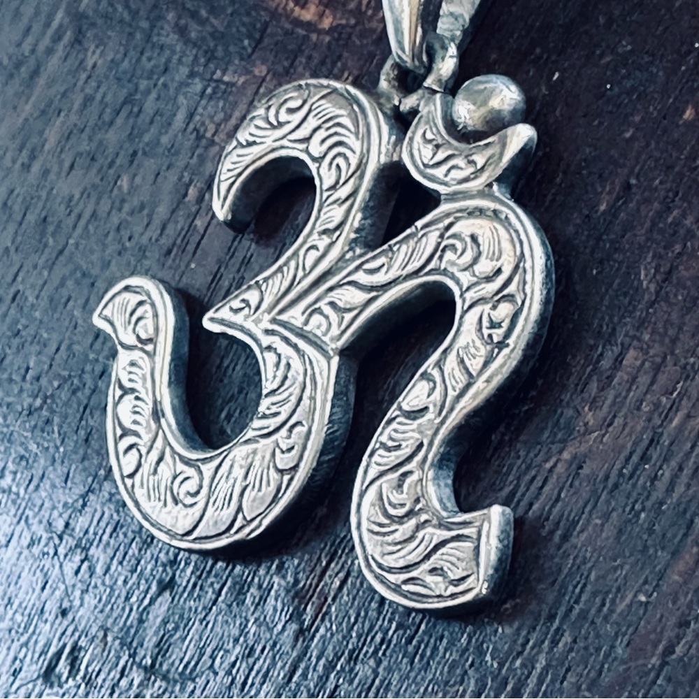 Sterling Silver Ohm Pendant and Beaded Chain 16” - Picture 6 of 15